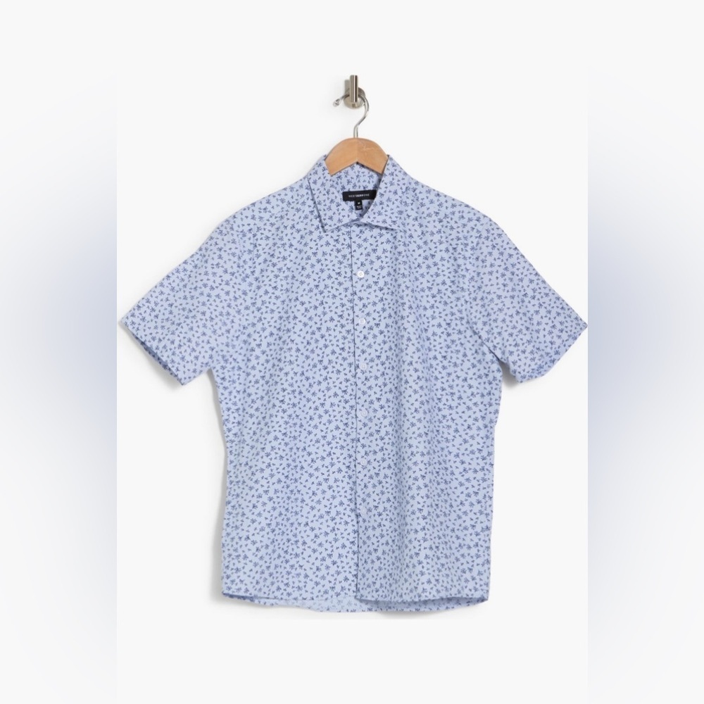 WestZeroOne Brysen Ditsy Floral Short Sleeve Button Shirt in Blue/White Size L